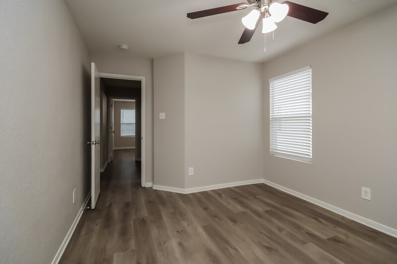 2,450/Mo, 3126 Creek Arbor Cir Houston, TX 77084 Bedroom View 2