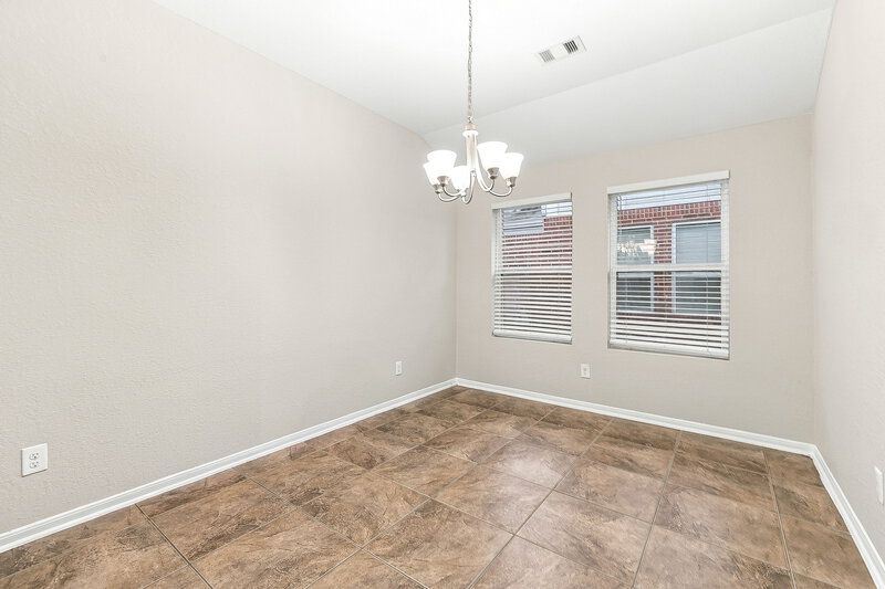 2,025/Mo, 5202 El Tigre Ln Baytown, TX 77521 Dining Room View