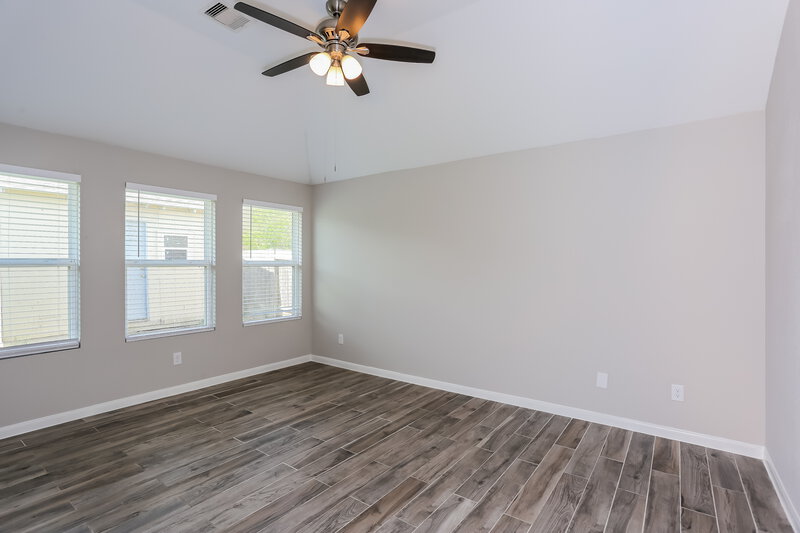 1,970/Mo, 5202 El Tigre Ln Baytown, TX 77521 Bedroom View