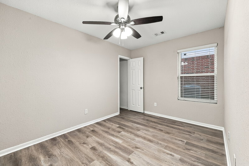 2,025/Mo, 5202 El Tigre Ln Baytown, TX 77521 Bedroom View