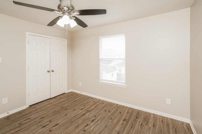 2,005/Mo, 15810 Sarasam Creek Ct Cypress, TX 77429 Bedroom View 2