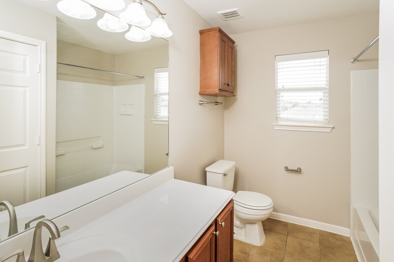 2,005/Mo, 15810 Sarasam Creek Ct Cypress, TX 77429 Bathroom View