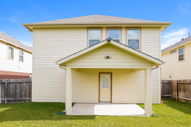 2,585/Mo, 9102 Sweet Blue Jasmine Ln Humble, TX 77338 Rear View