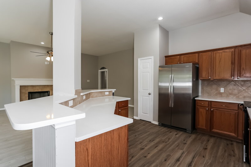 2,140/Mo, 722 Neap Ct Crosby, TX 77532 Kitchen View 2