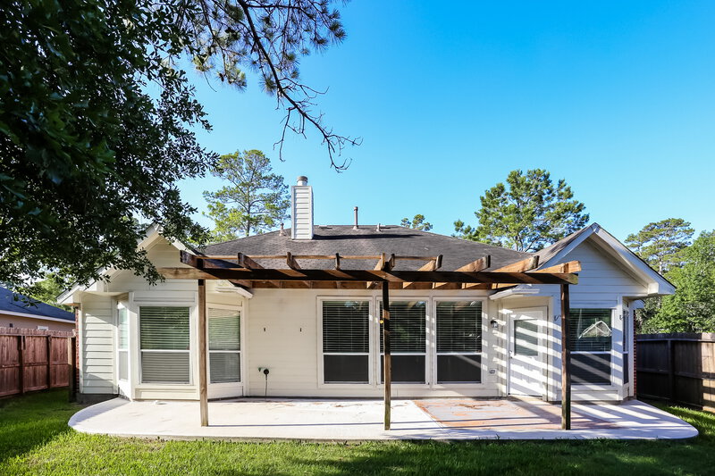 2,140/Mo, 722 Neap Ct Crosby, TX 77532 Rear View
