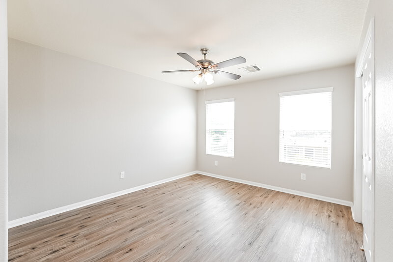 2,210/Mo, 16735 N Rail Dr Conroe, TX 77385 Bedroom View