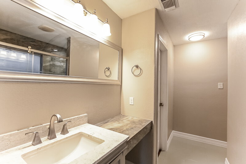 1,935/Mo, 1406 High Park Cir # A1 Spring, TX 77373 Bathroom View