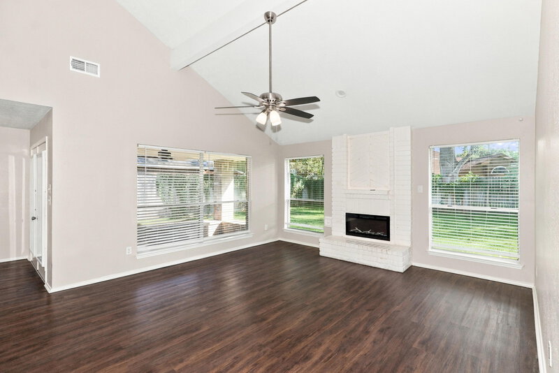 2,165/Mo, 2107 Musket Ridge Dr Richmond, TX 77406 Living Room View