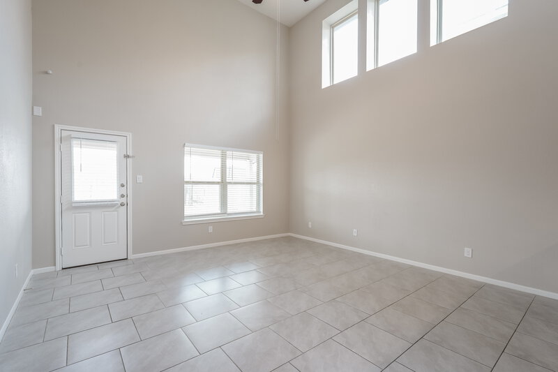 2,875/Mo, 343 Ashley Falls Ln Rosharon, TX 77583 Living Room View