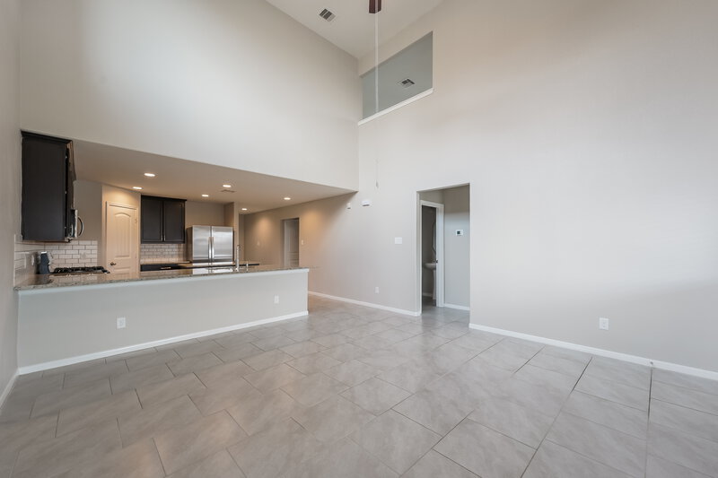 2,875/Mo, 343 Ashley Falls Ln Rosharon, TX 77583 Living Room View 3