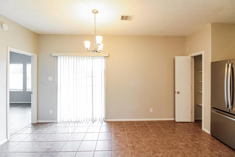 1,595/Mo, 7003 Orchid St Baytown, TX 77521 Dining Room View