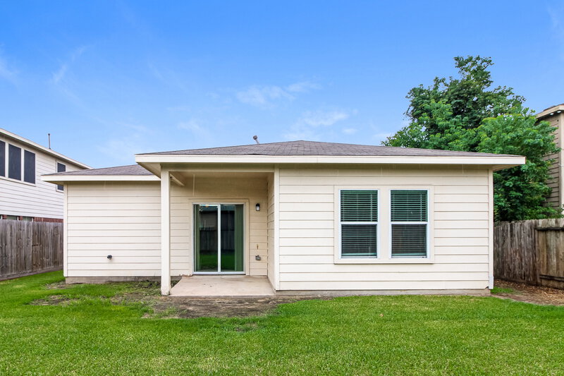 1,595/Mo, 7003 Orchid St Baytown, TX 77521 Rear View 2