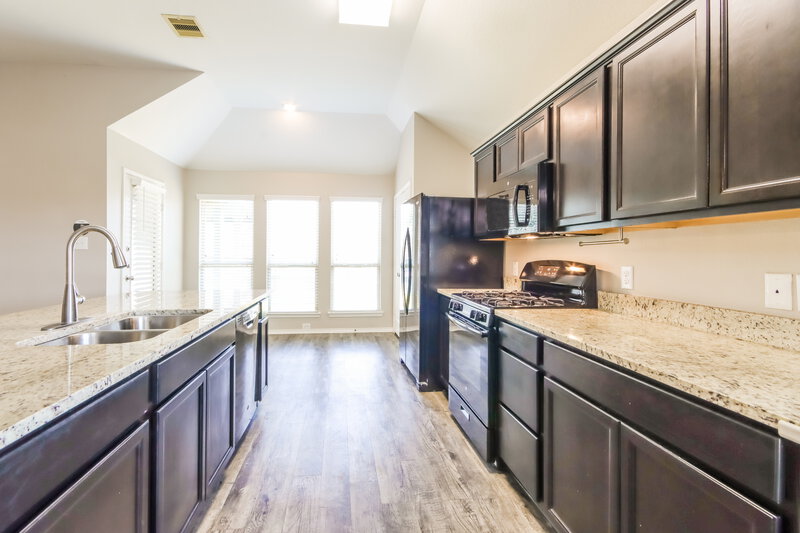 1,840/Mo, 1149 Shadow Glenn Dr Conroe, TX 77301 Kitchen View