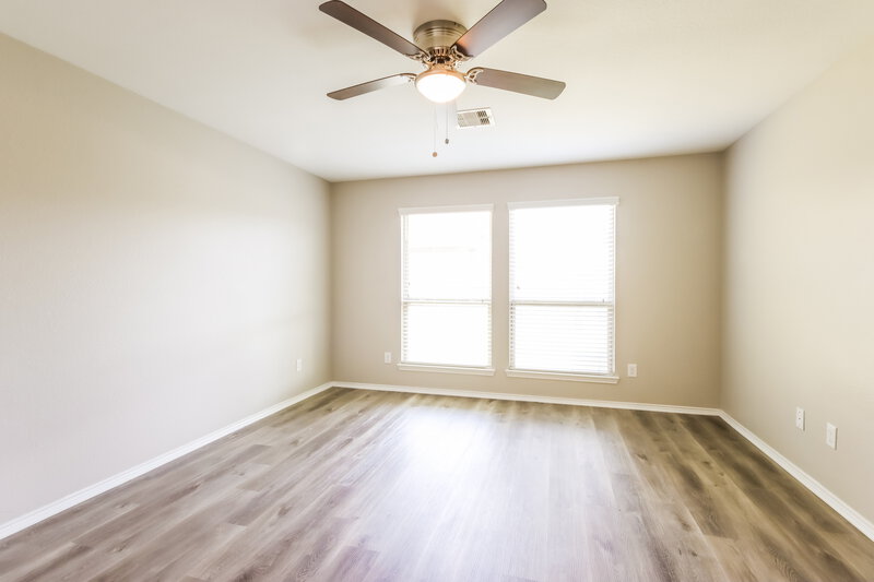 1,840/Mo, 1149 Shadow Glenn Dr Conroe, TX 77301 Main Bedroom View 2