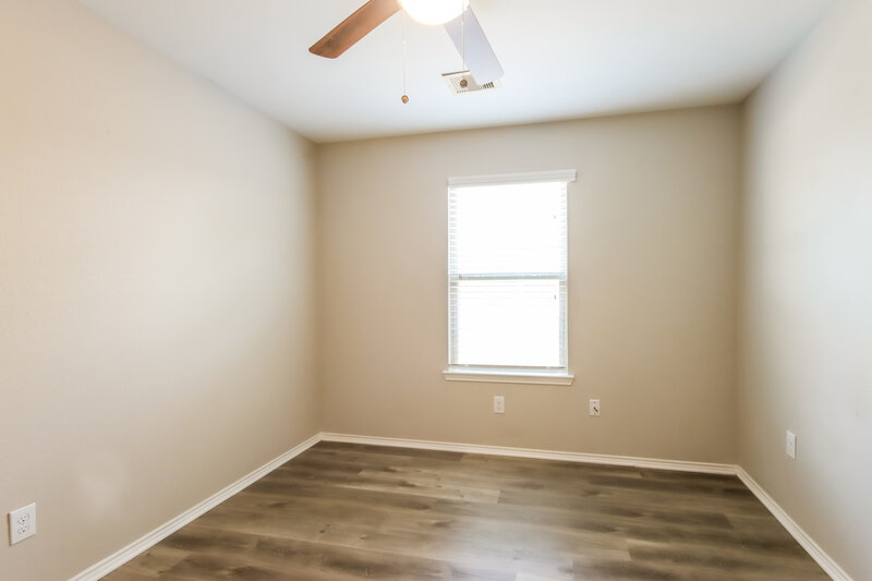1,840/Mo, 1149 Shadow Glenn Dr Conroe, TX 77301 Bedroom View 3