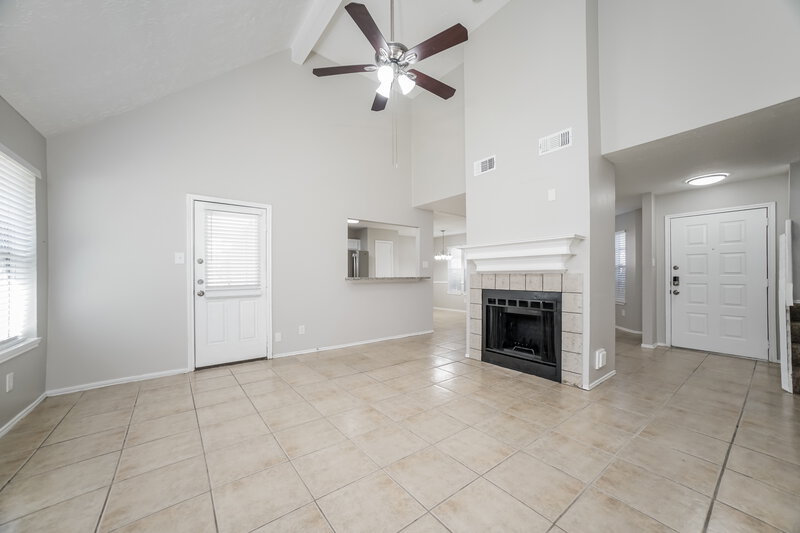 1,685/Mo, 4017 Hunnington Dr # A1 Conroe, TX 77303 Misc View 3