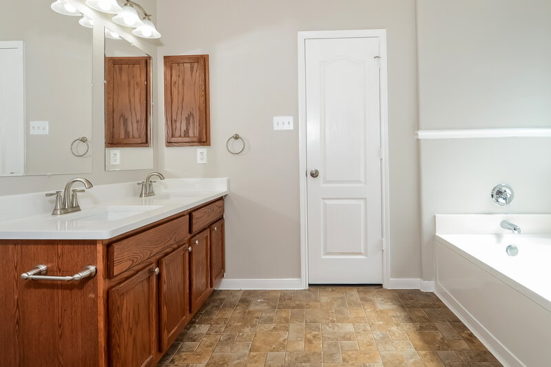 2,495/Mo, 14430 Cellini Dr Cypress, TX 77429 Main Bathroom View