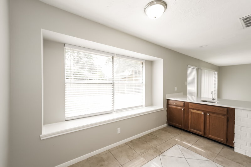 2,170/Mo, 1219 Strawberry Park Ln Katy, TX 77450 Kitchen View 3
