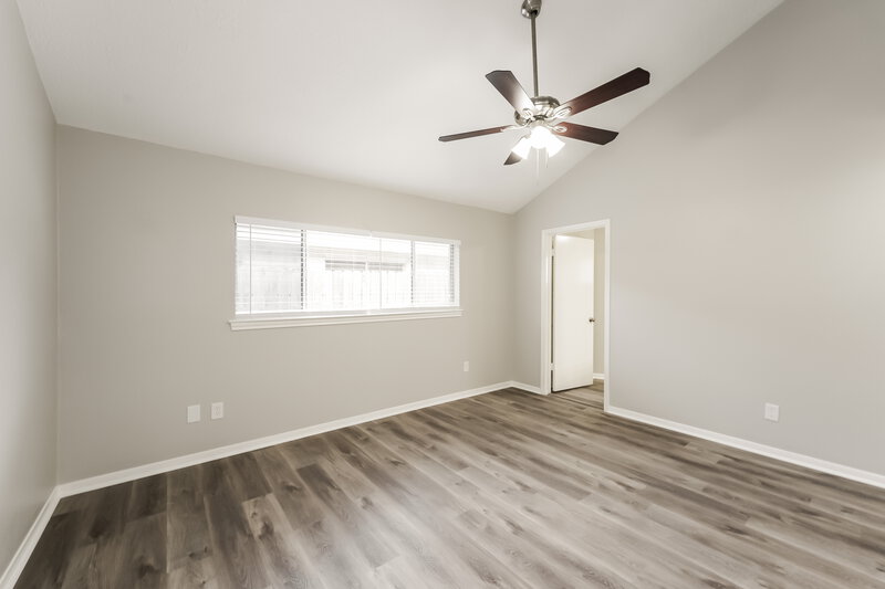 2,170/Mo, 1219 Strawberry Park Ln Katy, TX 77450 Main Bedroom View