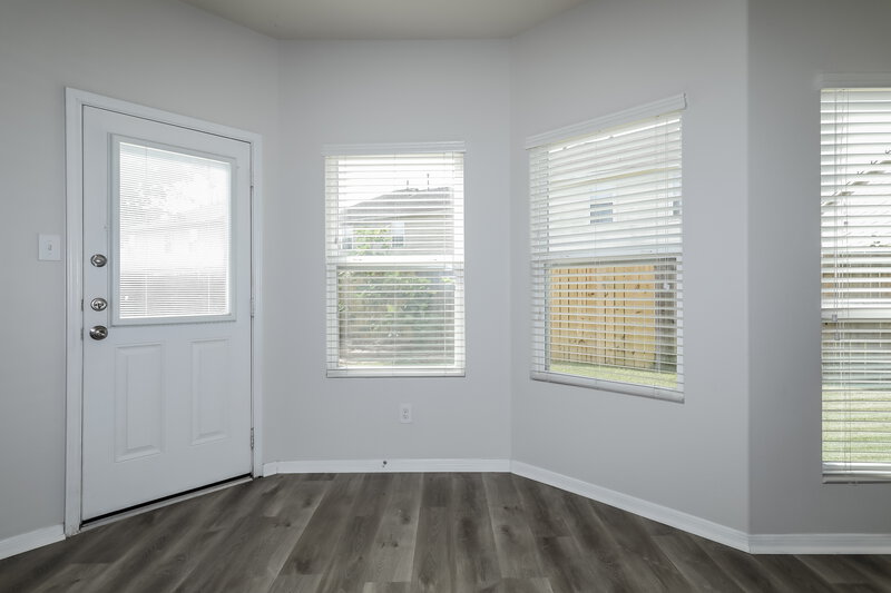 2,240/Mo, 29350 Alba Rose Dr Spring, TX 77386 Dining Room View 2