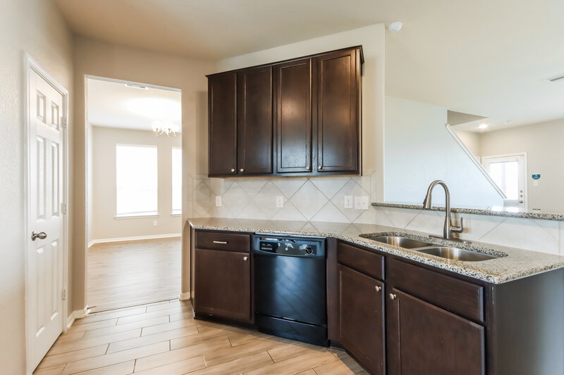 2,305/Mo, 23210 Snowy Ridge Dr Spring, TX 77373 Kitchen View 2