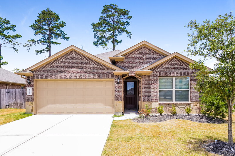2,300/Mo, 14040 Lake Crescent Dr Conroe, TX 77384 External View