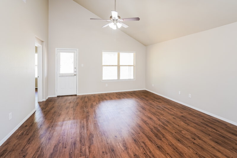 2,300/Mo, 14040 Lake Crescent Dr Conroe, TX 77384 Living Room View