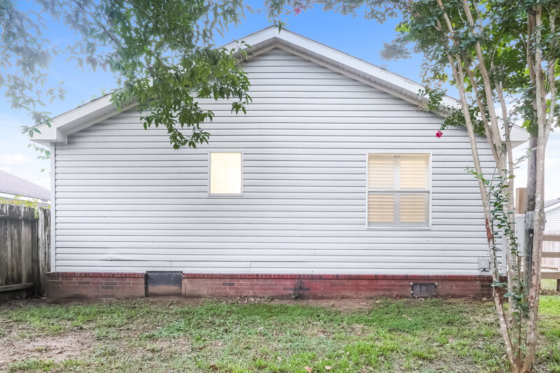 0/Mo, 21039 Sweet Blossom Ln Tomball, TX 77375 Rear View