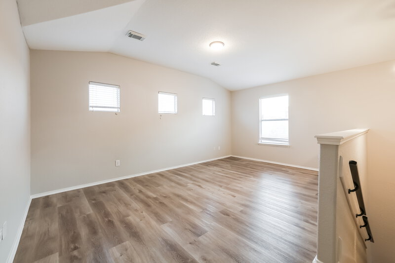 2,145/Mo, 8715 Sunset Pond Dr Tomball, TX 77375 Loft View