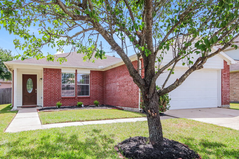 2,020/Mo, 3121 Centennial Village Dr Pearland, TX 77584 External View