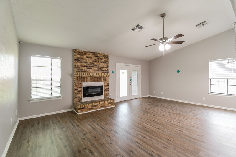 2,160/Mo, 2610 Merrimac Dr League City, TX 77573 Living Room View