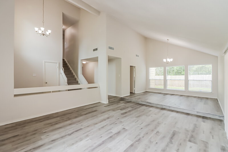 2,510/Mo, 12406 S Garden St Houston, TX 77071 Living Room View 3