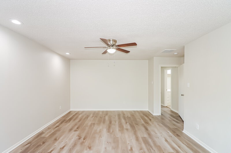 2,510/Mo, 12406 S Garden St Houston, TX 77071 Main Bedroom View