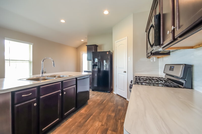 2,115/Mo, 23303 Pelham Prarie Ln Spring, TX 77373 Kitchen View 3
