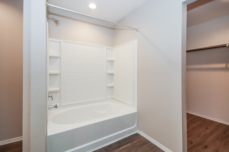 2,115/Mo, 23303 Pelham Prarie Ln Spring, TX 77373 Bathroom View