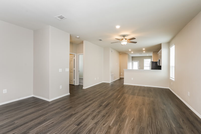 2,990/Mo, 5815 Longhorn Run Ln Katy, TX 77493 Living Room View 2