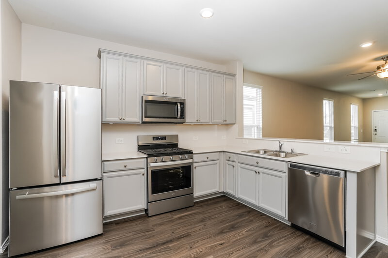 2,990/Mo, 5815 Longhorn Run Ln Katy, TX 77493 Kitchen View