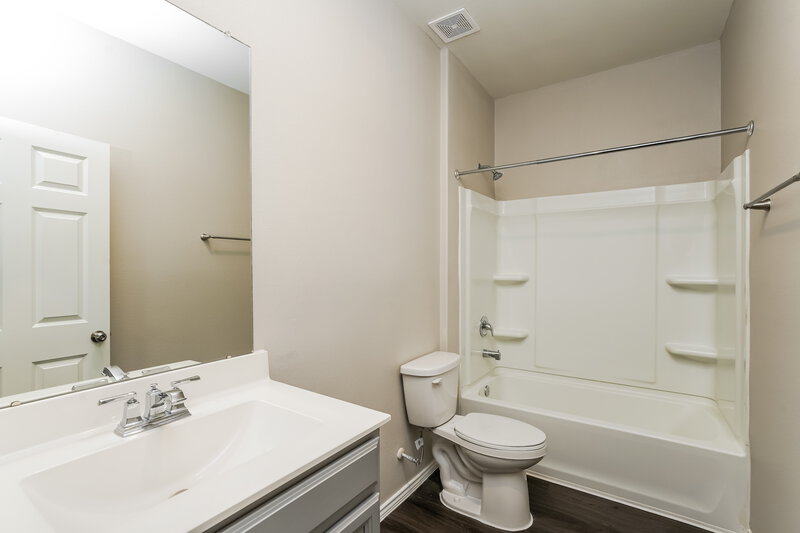 2,990/Mo, 5815 Longhorn Run Ln Katy, TX 77493 Bathroom View