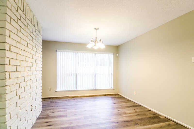 1,670/Mo, 2222 Victoria Ct Missouri City, TX 77459 Dining Room View