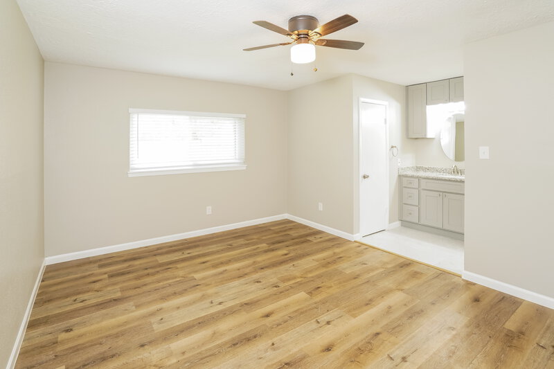 1,900/Mo, 23411 Newgate Dr Spring, TX 77373 Main Bedroom View