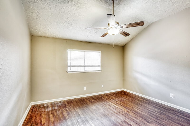 1,860/Mo, 20810 Union Park Dr Katy, TX 77450 Main Bedroom View