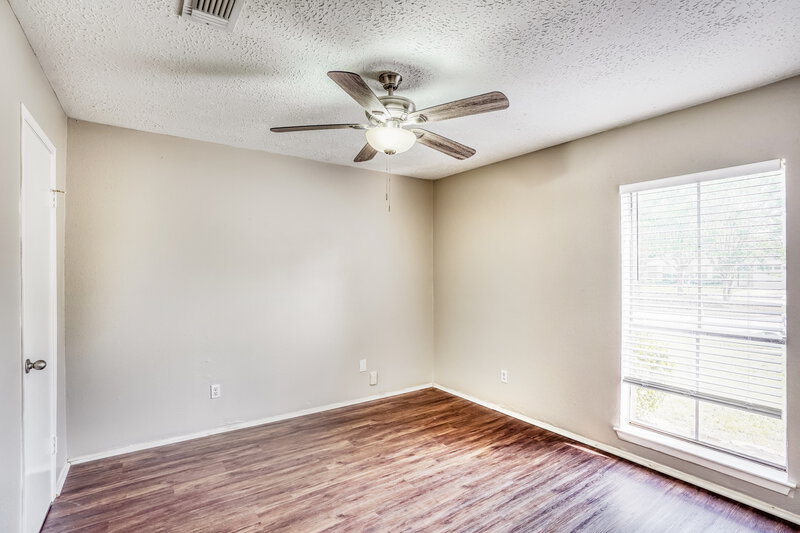 1,860/Mo, 20810 Union Park Dr Katy, TX 77450 Bedroom View