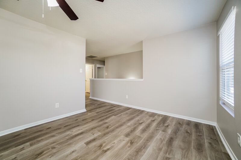 2,085/Mo, 20902 Fox Trot Ct Humble, TX 77338 Living Room View