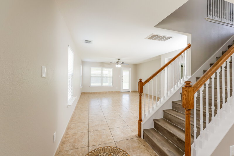 2,150/Mo, 21214 Shadow River Ln Spring, TX 77379 Foyer View