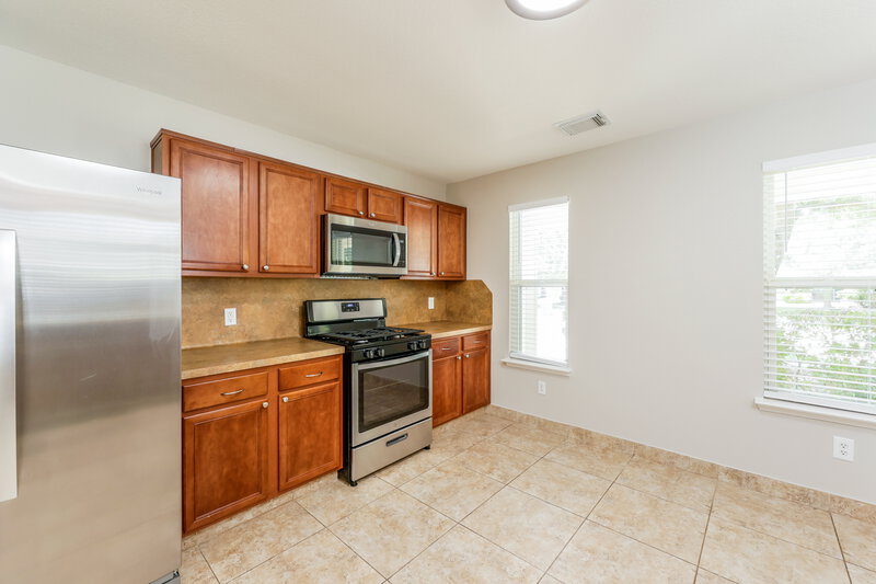 2,150/Mo, 21214 Shadow River Ln Spring, TX 77379 Kitchen View