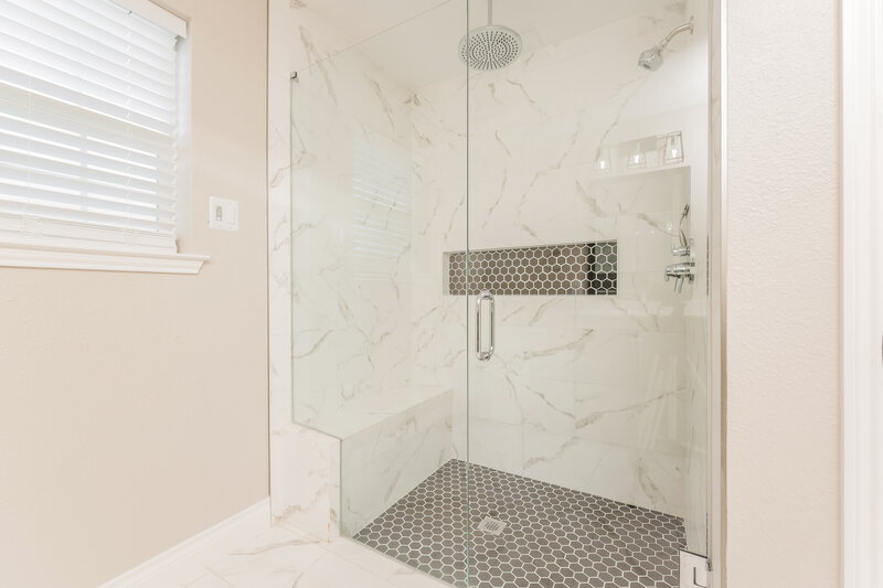 2,150/Mo, 21214 Shadow River Ln Spring, TX 77379 Bathroom View