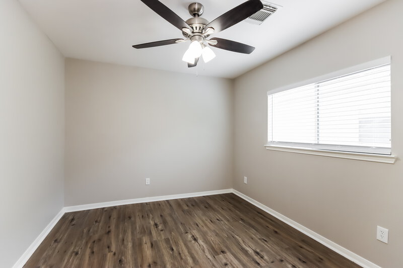 1,855/Mo, 619 Sea Anchor Way Crosby, TX 77532 Bedroom View 3