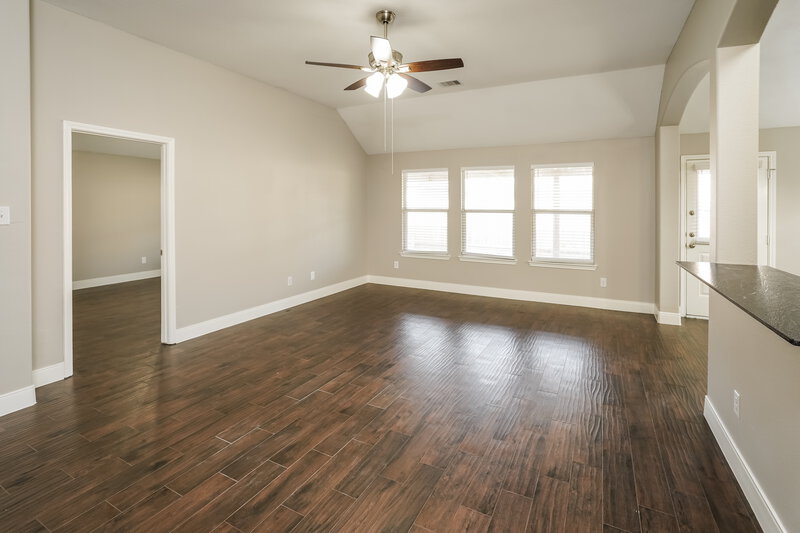 2,300/Mo, 5707 Straight Way Humble, TX 77339 Living Room View