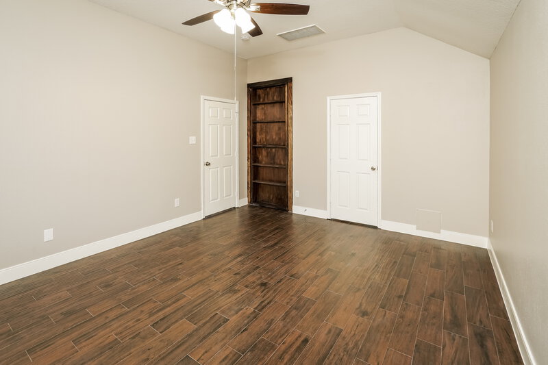 2,300/Mo, 5707 Straight Way Humble, TX 77339 Main Bedroom View 2