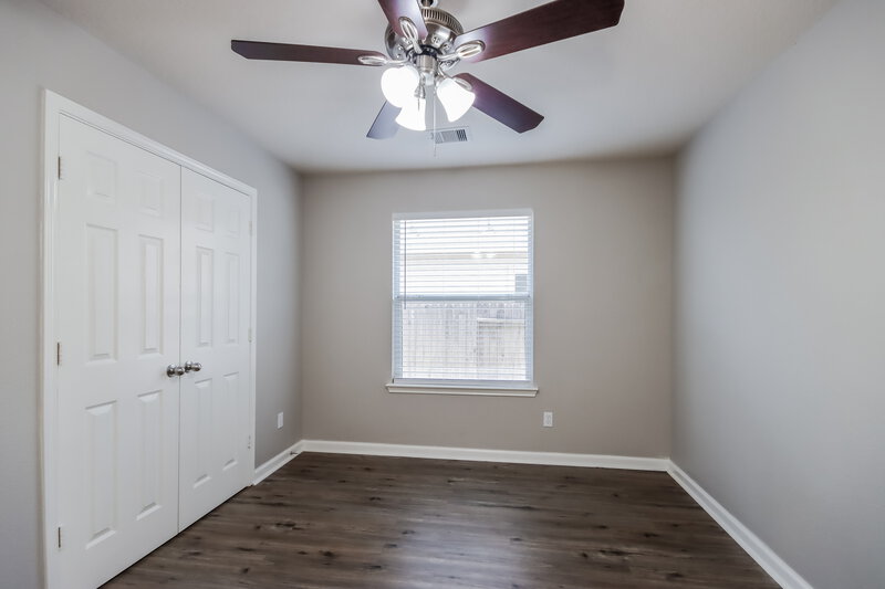 1,990/Mo, 2026 Midlane Dr Conroe, TX 77301 Bedroom View 3